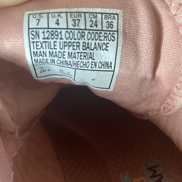 Skechers dual-lite shoes. Quilted Pink, size: 7 - Picture 6 of 9